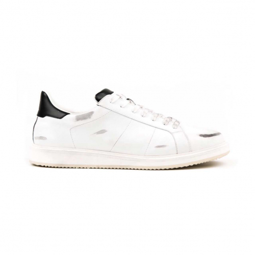 PLACE WHITE SKATE BLACK